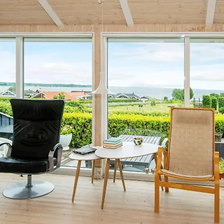 Σπίτι διακοπών 6 Person In *