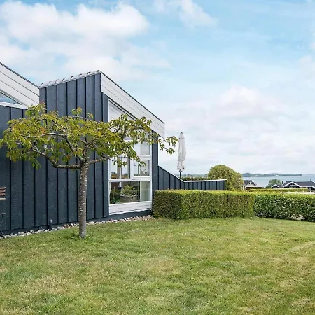 6 Person In Σπίτι διακοπών Sjolund