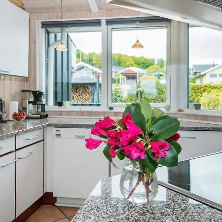 6 Person In Σπίτι διακοπών Sjolund