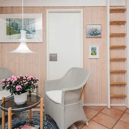 Hébergement de vacances 6 Person In Sjolund